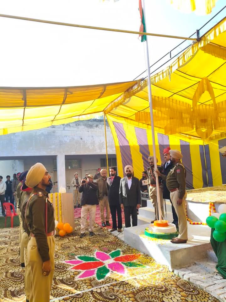 ਗਣਤੰਤਰ ਦਿਵਸ ਧੂਮਧਾਮ ਨਾਲ ਮਨਾਇਆ